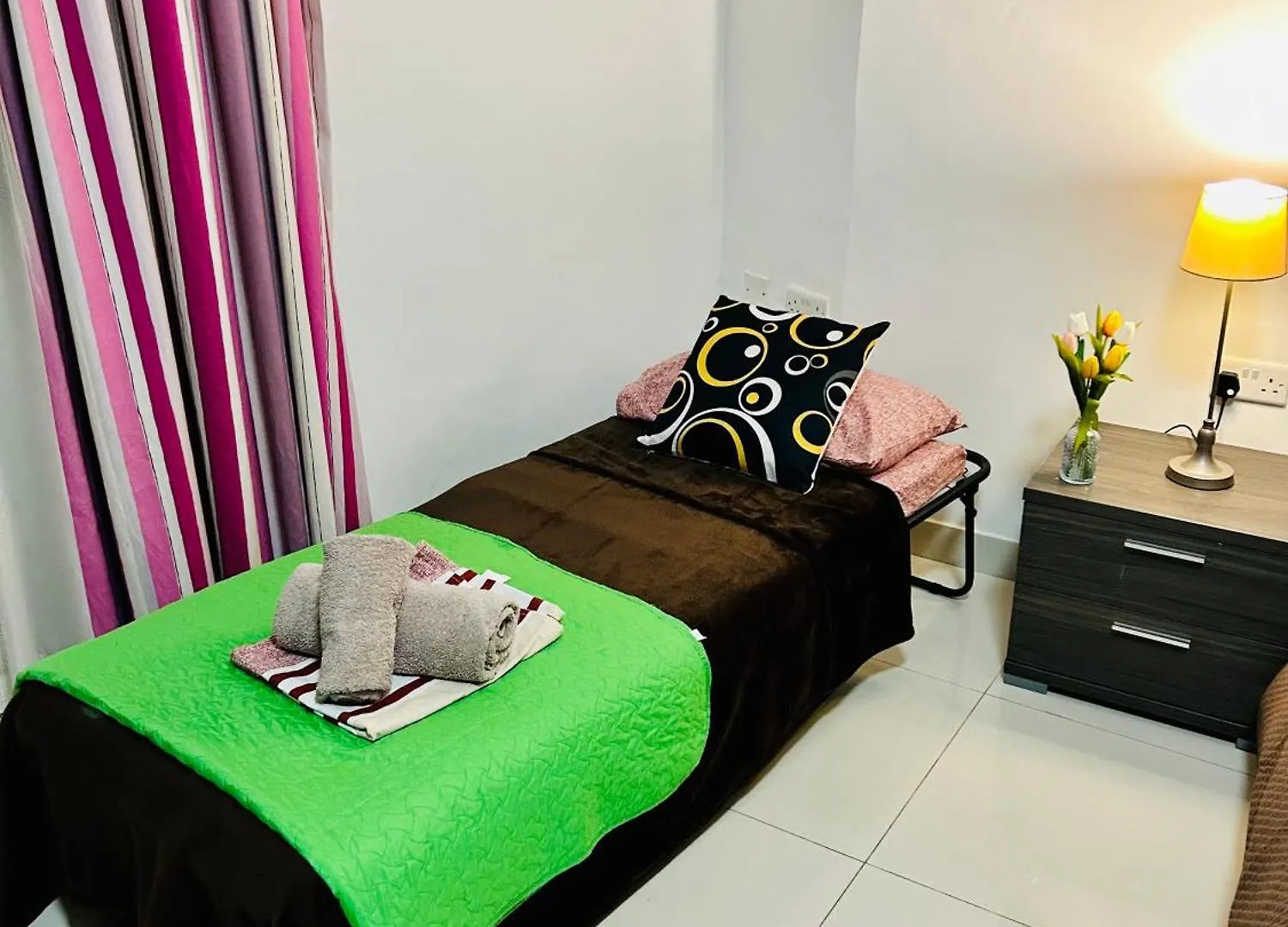 Lägenhet Seaside Spinola Apt In St Julians, Queen Beds St. Julian's